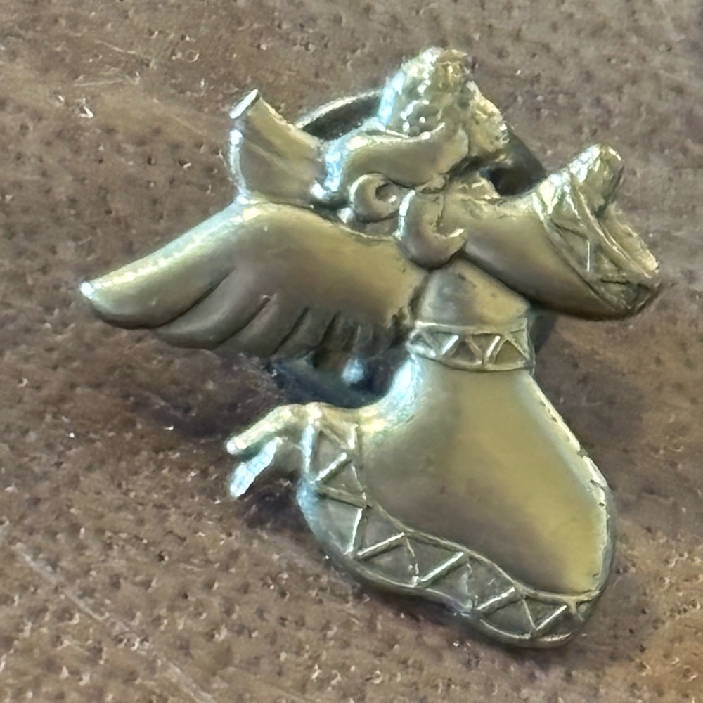 Vintage Gold Tone Angel & Cross Brooch Pin Lot of 5 - Picture 3 of 5